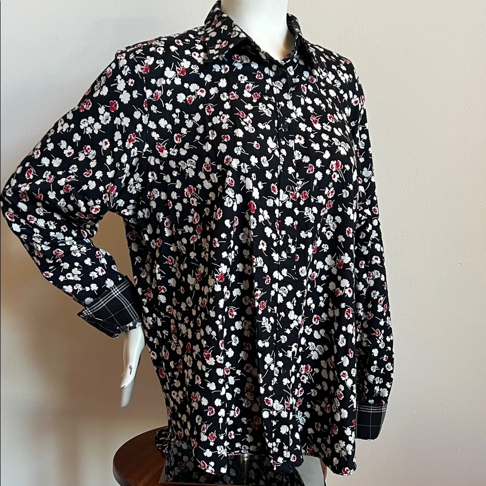 Chaps Black Floral Women's Button Down Shirt no iron NWOT
